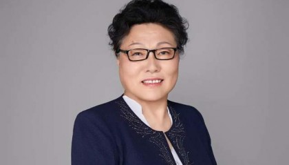 谭雅玲:人民币需要注意的问题在哪?