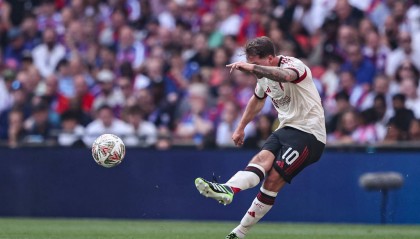 怒了！萨拉赫硬刚利物浦球迷：庆祝新援可以，但别贬低冠军功臣