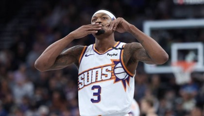 快船拿下比尔结局三赢 轮换大升级小艇变航母？