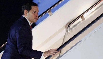 “砰”一声巨响，鲁比奥专机遭遇重大险情，两大原因令人细思极恐