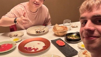 莫雷加德晒与樊振东聚餐照 奥运冠亚军成俱乐部队友