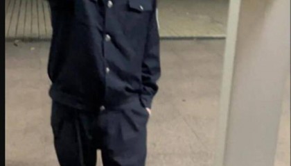 幼童晚上高烧父亲取药被保安阻拦，还是希望少些冷漠的拉扯