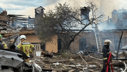 基辅近郊无人机展遭俄导弹袭击！顶级无人机专家、情报人员等11人身亡，100多人受伤