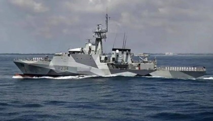 强闯台海还不够，英国摊牌，南海台海都要管！一下给我们扣了三宗罪