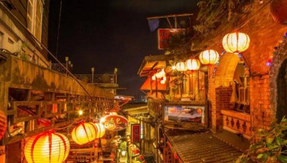 两岸关系已彻底谈妥？台湾重量级人物赴陆，大陆一锤定音，信号强烈