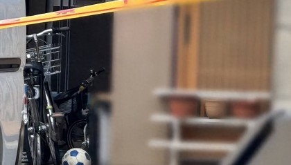 日本15岁少年连捅精神科医生父亲数十刀,致其死亡,出去玩了一天后自首