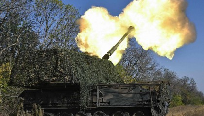 基辅传出爆炸声！拜登政府准备快速发放剩余援乌资金，俄里海分舰队基地遭袭