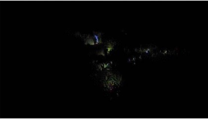 七旬老人在玉米地走失,四枚信号弹照亮归途