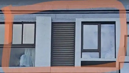 7岁男孩补课期间不幸从14楼坠亡,母亲痛哭:我42岁时冒着风险生的,警方已介入