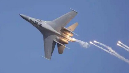 24小时内，解放军分4路“围岛”，台军爆发退伍潮，台学者讲实话