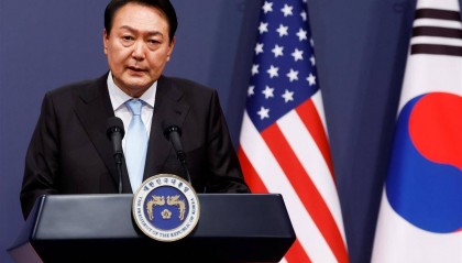 为和特朗普搞好关系,尹锡悦恶补高尔夫,时隔8年再次拾起球杆