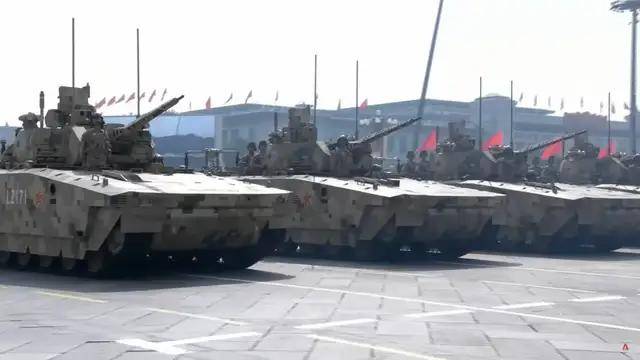 100式坦克？红旗-29？东风-61？九三阅兵都有哪些亮点？