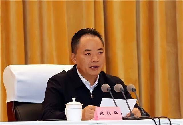 中央候补委员方红卫任上落马！上周，中央批准开除3“虎”党籍