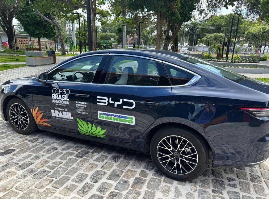 英国官员开嘲：用不了多久，美国州长得排队求着中国去…